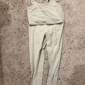 SET Active Workout Set - Cream